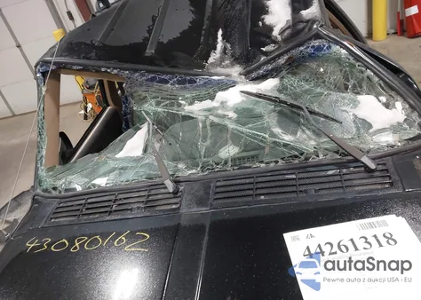 1999 Jeep Cherokee Classic/Sport from USA, damaged, VIN 1J4FF68S1XL593226